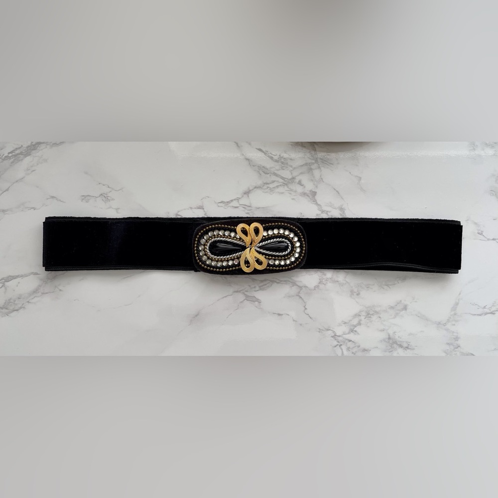 Charmant Beverly Hills Black velvet stretch belt & black, gold & crystal buckle - Picture 2 of 8